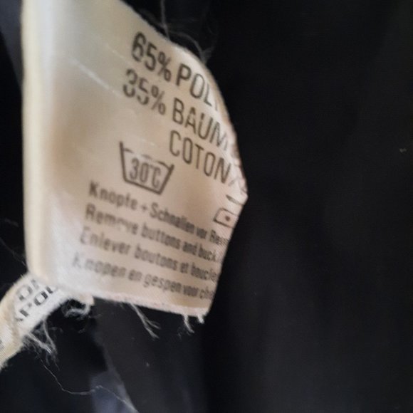 Unique winter jacket with lots of pockets - Picture 7 of 8